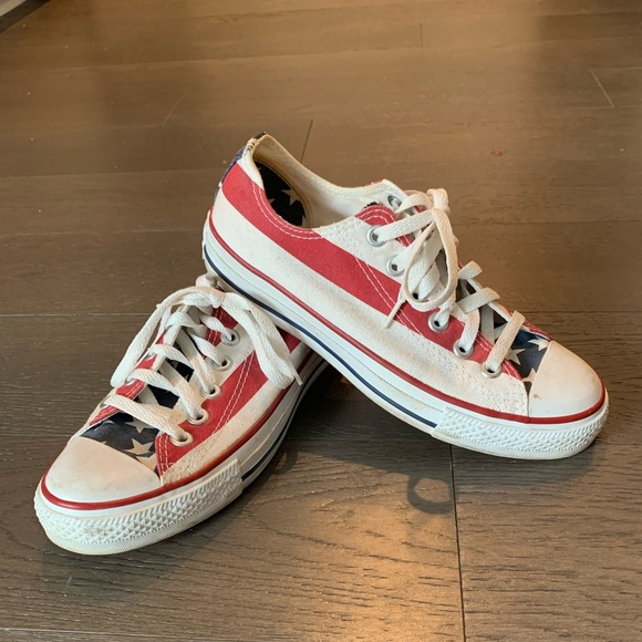 Converse - Picture 2 of 7